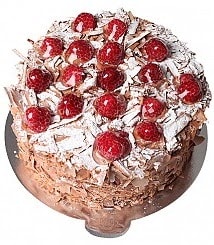Unutulmaz Lezzet Deneyimi 6–9 Kişilik Çikolatalı Frambuazlı Yaş Pasta
